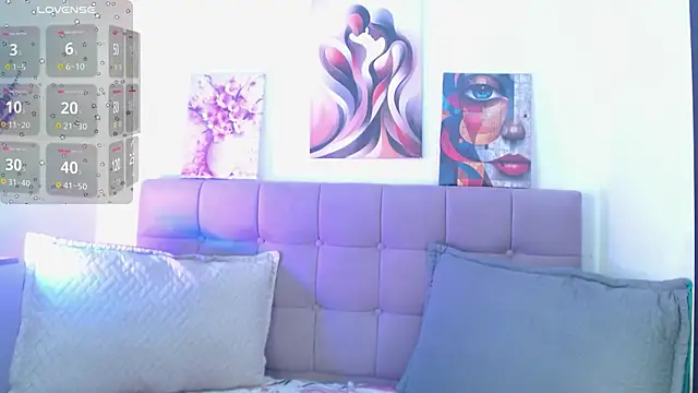 Snapshot of Hellen_starx chatting on April 9, 6:19 am Hellen starx online show from April 9, 6:19 am
