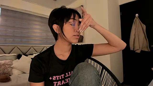 im Luucy online show from January 10, 12:58 pm