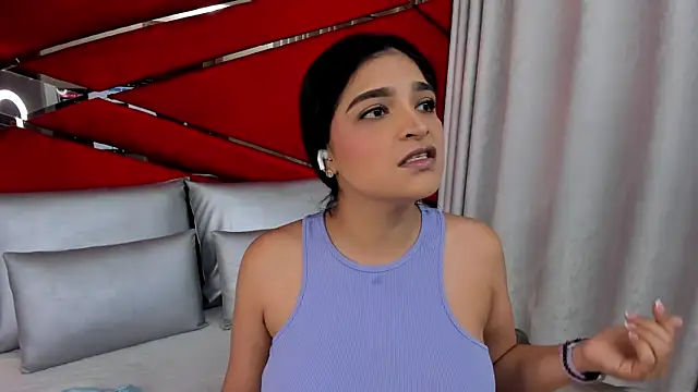 Snapshot of AdeleGray chatting on February 13, 12:00 pm AdeleGray online show from February 13, 12:00 pm