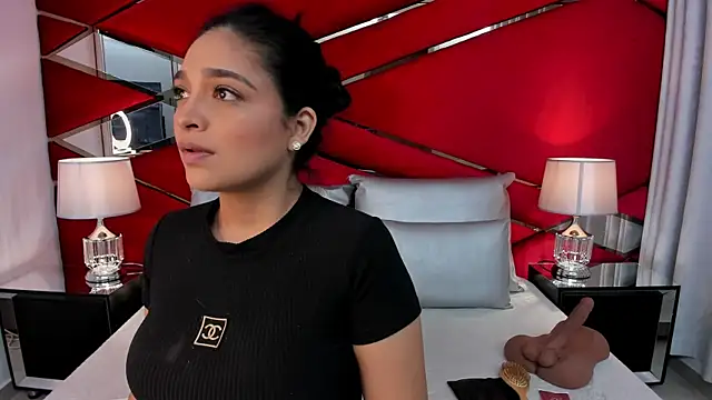 Snapshot of AdeleGray chatting on February 28, 12:42 pm AdeleGray online show from February 28, 12:42 pm