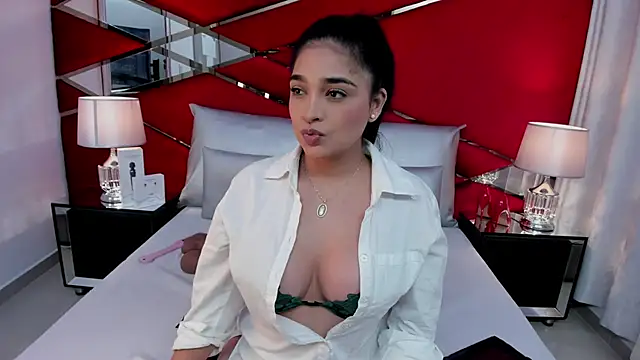 Snapshot of AdeleGray chatting on September 16, 11:55 am AdeleGray online show from September 16, 11:55 am