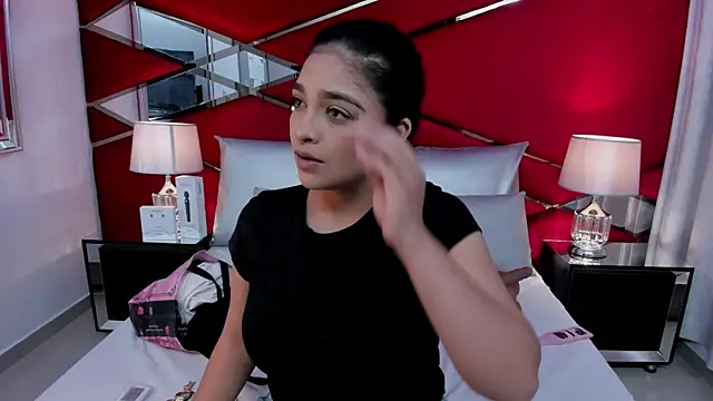 Snapshot of AdeleGray chatting on September 25, 11:47 am AdeleGray online show from September 25, 11:47 am