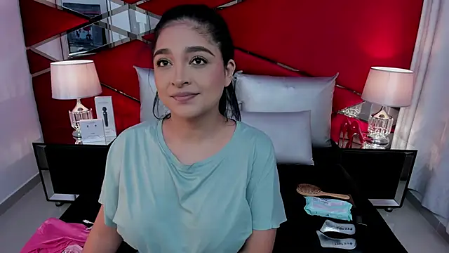 Snapshot of AdeleGray chatting on October 2, 11:50 am AdeleGray online show from October 2, 11:50 am