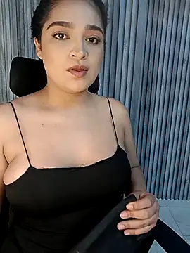 Snapshot of AdeleGray chatting on October 28, 11:58 am AdeleGray online show from October 28, 11:58 am