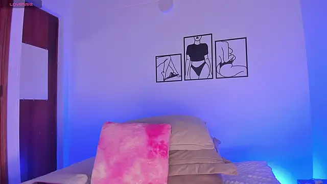 777AylinZ online show from November 8, 10:37 am