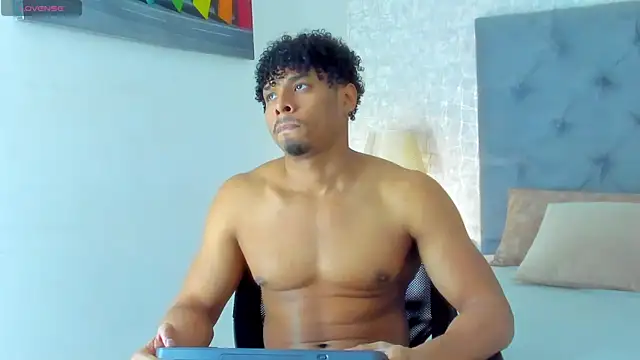 Jacub Micke1 online show from March 8, 12:11 am