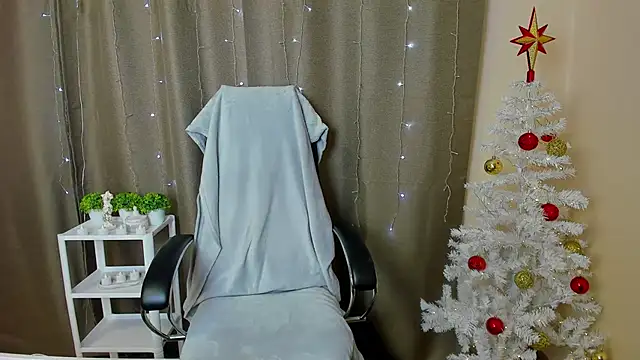 Snapshot of Sofia_rum chatting on December 16, 7:26 am Sofia rum online show from December 16, 7:26 am