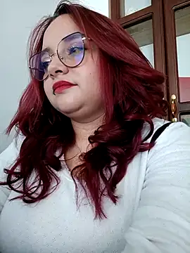 Snapshot of CURVY-HORNY chatting on May 8, 8:58 pm CURVY-HORNY online show from May 8, 8:58 pm