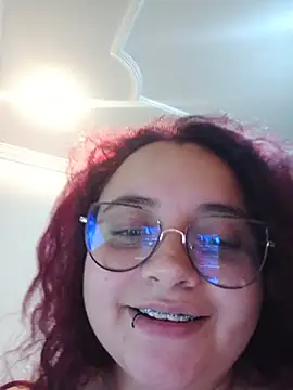 Snapshot of CURVY-HORNY chatting on May 19, 1:56 am CURVY-HORNY online show from May 19, 1:56 am