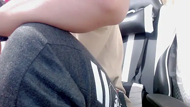 danilo302209 online show from January 27, 12:05 pm