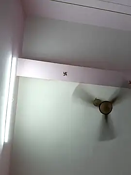 Cute-manisha online show from March 11, 12:39 pm