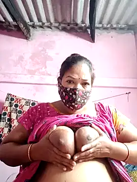 Hotty-rumi online show from February 12, 1:52 am