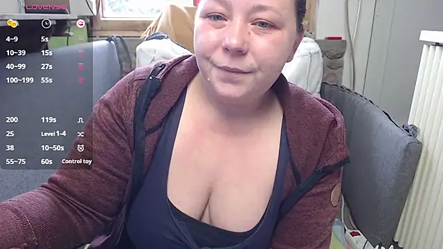 Snapshot of KasiaPrivat chatting on January 11, 11:34 am KasiaPrivat online show from January 11, 11:34 am