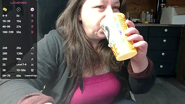 Snapshot of KasiaPrivat chatting on January 9, 5:15 pm KasiaPrivat online show from January 9, 5:15 pm