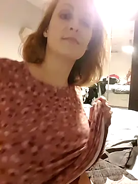 Snapshot of IsabellaLuiXXX chatting on December 8, 3:45 pm IsabellaLuiXXX online show from December 8, 3:45 pm