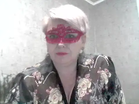 Lisa Suzie online show from January 5, 7:28 pm