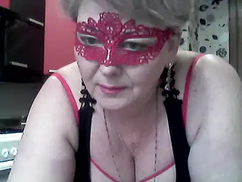 Lisa Suzie online show from March 1, 9:29 am