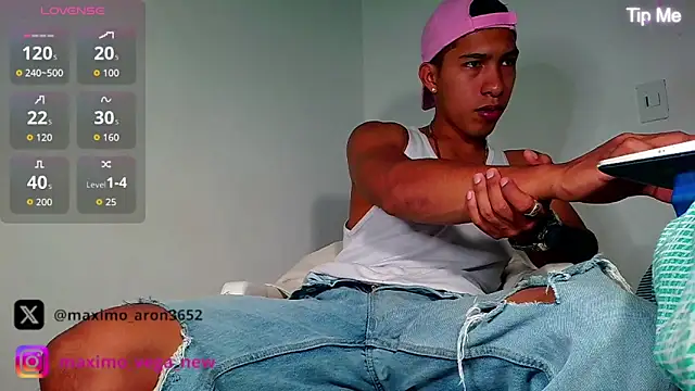 maximo vega newv online show from September 8, 3:33 pm