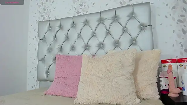 candymery online show from February 11, 10:18 pm