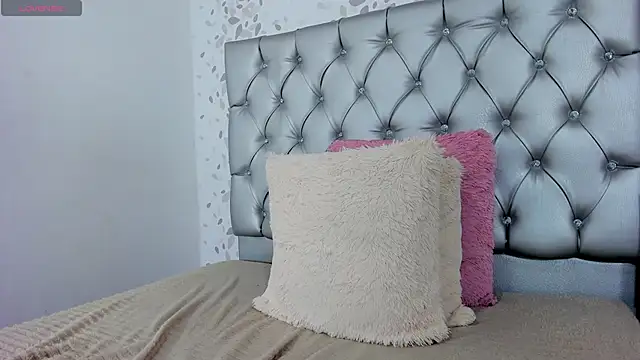 candymery online show from February 19, 10:42 pm