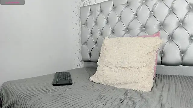 candymery online show from February 28, 10:17 pm