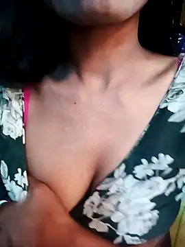 Snapshot of Kajal__Mehra chatting on April 3, 7:17 am Kajal Mehra online show from April 3, 7:17 am