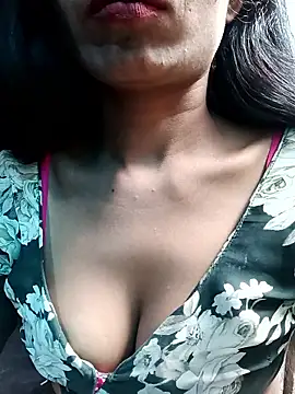 Snapshot of Kajal__Mehra chatting on April 4, 8:23 am Kajal Mehra online show from April 4, 8:23 am