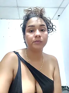 BrendaGirs online show from March 21, 5:43 am