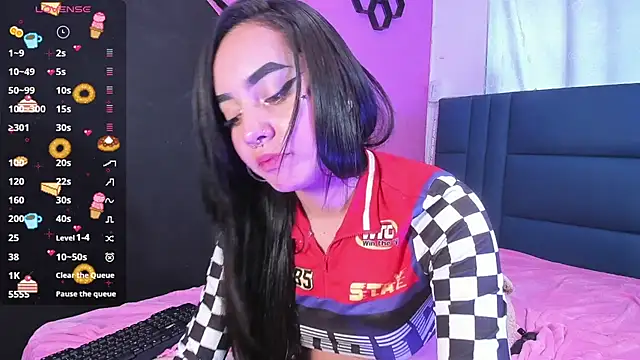 dakota-bright01 online show from January 7, 6:14 pm