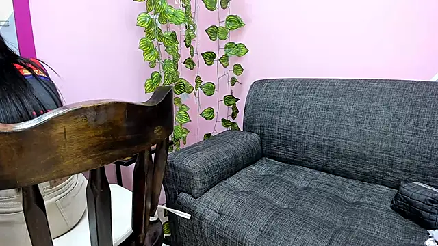 dakota-bright01 online show from February 18, 1:22 pm