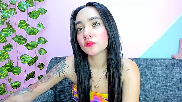 dakota-bright01 online show from February 21, 1:55 pm