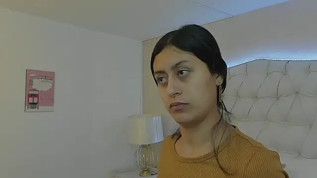 MiaLevitz online show from March 9, 12:09 pm