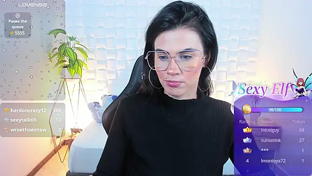 Snapshot of stephanya_ chatting on January 28, 5:54 am stephanya  online show from January 28, 5:54 am