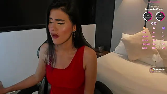 Snapshot of stephanya_ chatting on October 24, 8:05 pm stephanya  online show from October 24, 8:05 pm