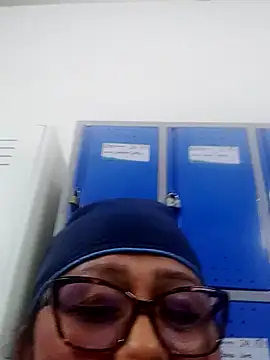 Snapshot of Darly_Gomez chatting on December 19, 11:57 pm Darly Gomez online show from December 19, 11:57 pm