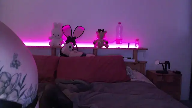 milenaaddams online show from July 29, 8:29 pm