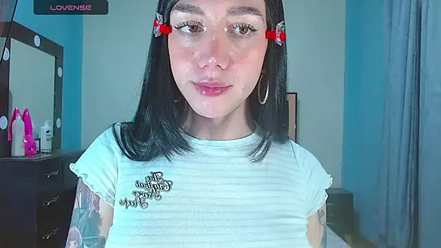 karla zambrano online show from April 22, 11:39 pm