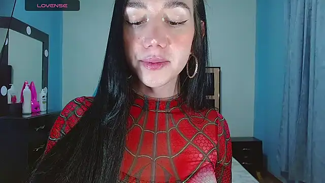 karla zambrano online show from May 15, 1:01 am