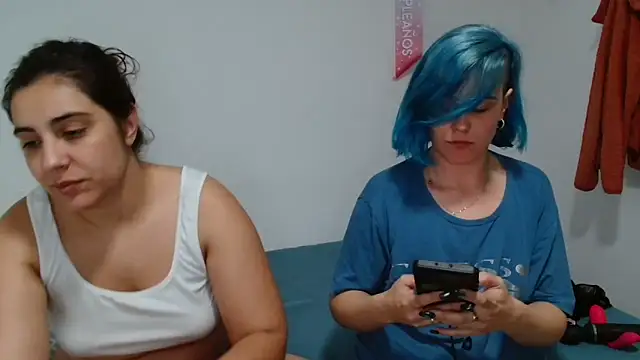 Ursumi1 online show from March 27, 11:04 pm