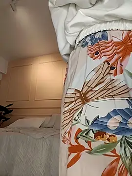 Snapshot of SHARONN____ chatting on October 11, 4:12 am SHARONN online show from October 11, 4:12 am