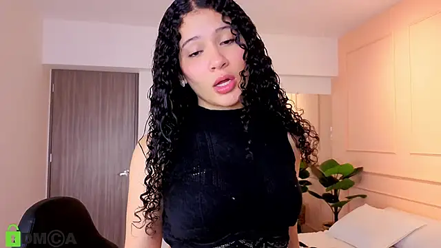 Snapshot of SHARONN____ chatting on November 8, 3:29 am SHARONN online show from November 8, 3:29 am