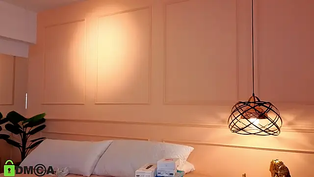 Snapshot of SHARONN____ chatting on November 14, 4:00 am SHARONN online show from November 14, 4:00 am