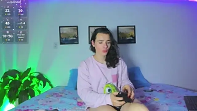 Snapshot of elafranco_ chatting on November 21, 4:44 am elafranco online show from November 21, 4:44 am