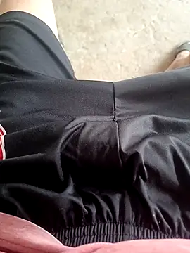 Snapshot of paubabando_ chatting on November 26, 12:06 pm paubabando online show from November 26, 12:06 pm