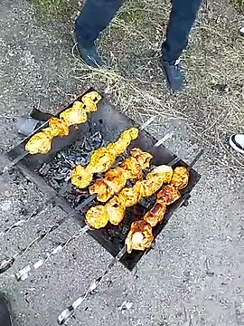 Snapshot of sanek1995sexx chatting on September 27, 2:33 pm sanek1995sexx online show from September 27, 2:33 pm