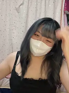 YUNA-yuna online show from February 13, 1:59 pm