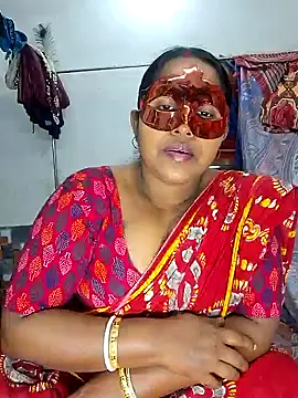 Snapshot of Real_Desi_Couple chatting on December 25, 6:09 pm Real Desi Couple online show from December 25, 6:09 pm