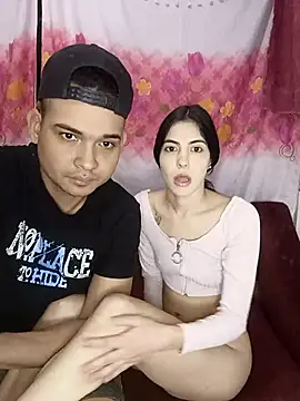 DanielaySeba online show from February 15, 2:55 pm