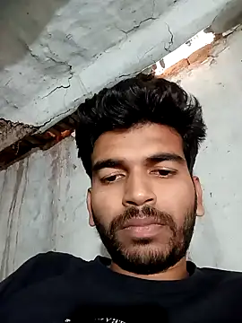 Snapshot of Roni1028 chatting on December 13, 9:35 am Roni1028 online show from December 13, 9:35 am