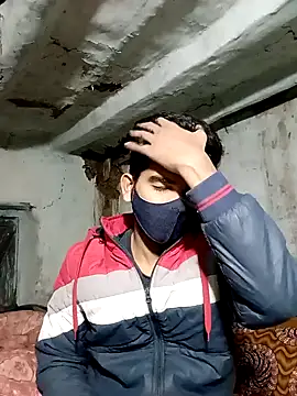 Snapshot of Roni1028 chatting on January 6, 5:49 pm Roni1028 online show from January 6, 5:49 pm